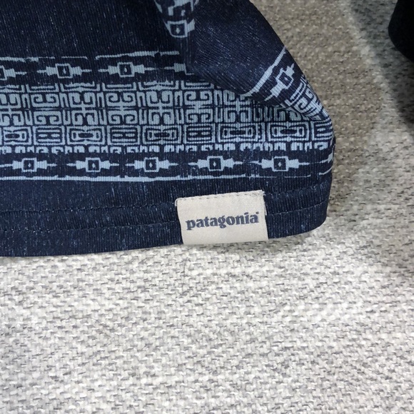 Patagonia - 2 Women’s XS Base layer soft tops for amazing comfort in all sports! - Picture 7 of 10